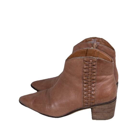 Lucky Brand Shoes - Lucky Brand Womens Cosmio Western Booties Brown Leather Block Heel size 8.5M